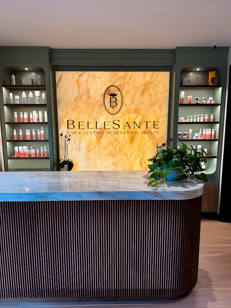 BelleSante_LightGuidePanel_FrontDesk_Carroll Consulting