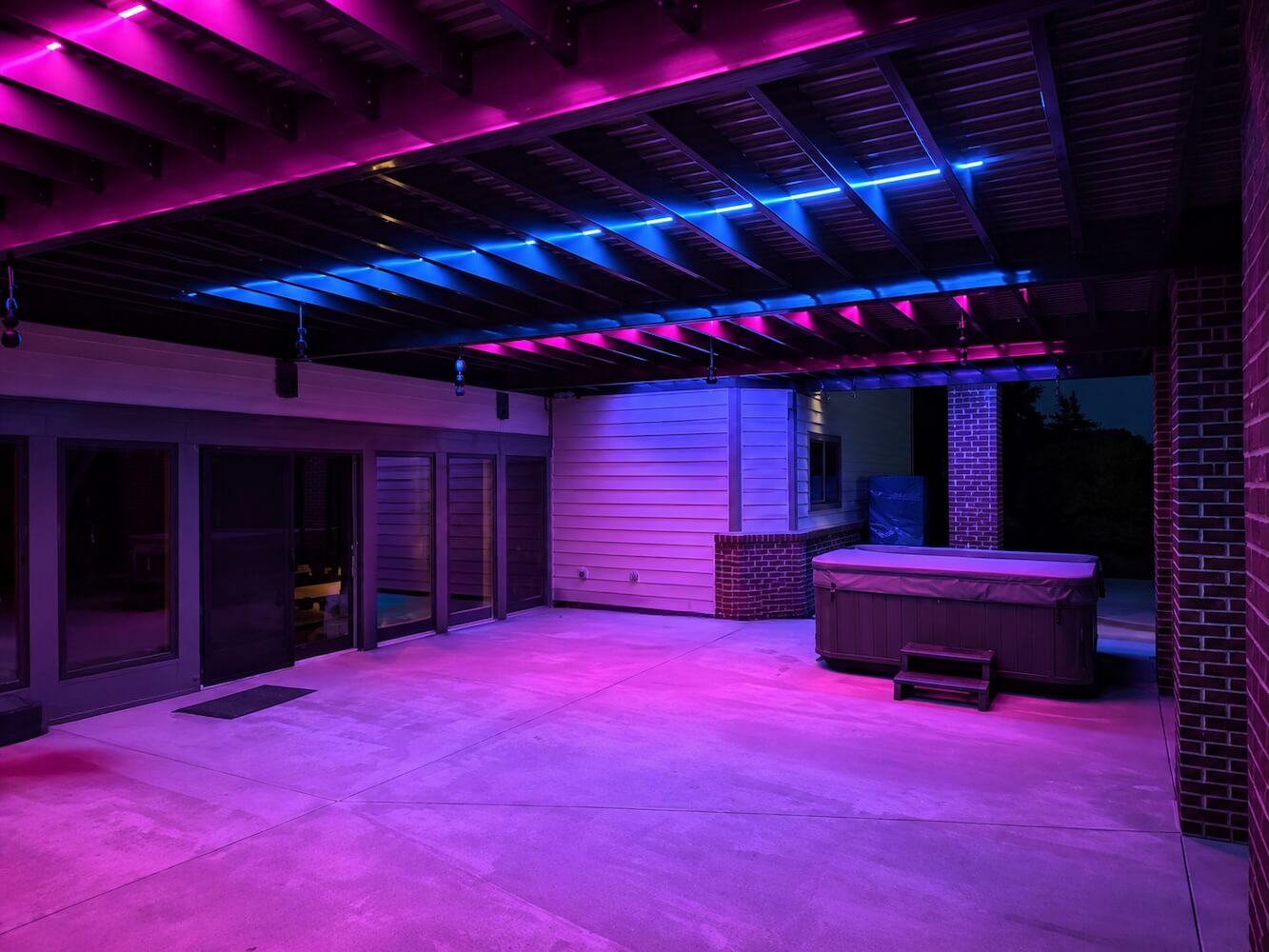 Patio-Lighting-rgbw-linaire
